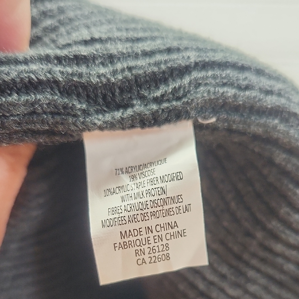 Echo Charcoal Knit Hat - Picture 3 of 3